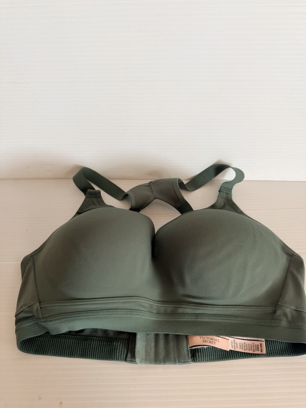 Victoria’s Secret Incredible Max Sport Bra Olive Green 36d High Support